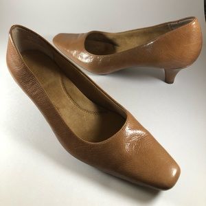 Aerosoles Cheerful Heels 8.5